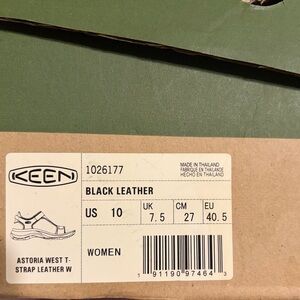 Keen Black Leather Women's Sandal - T-Strap Style